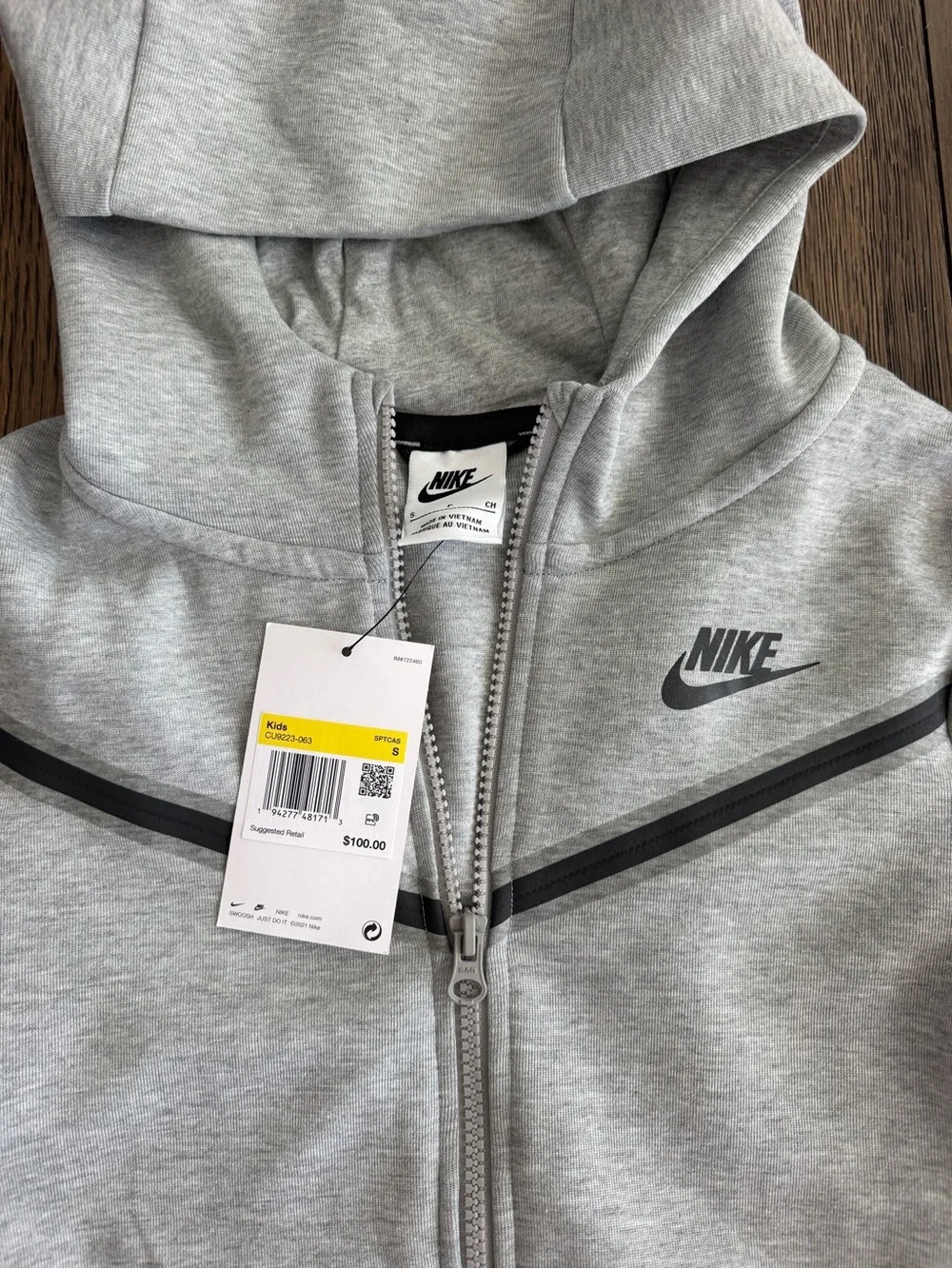 Nike Kids Tech Fleece Full-Zip Hoodie Size Small Heather Grey NWT